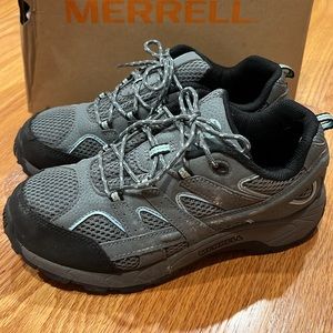 EUC Girls Merrell Hiking Shoes size 6.5W